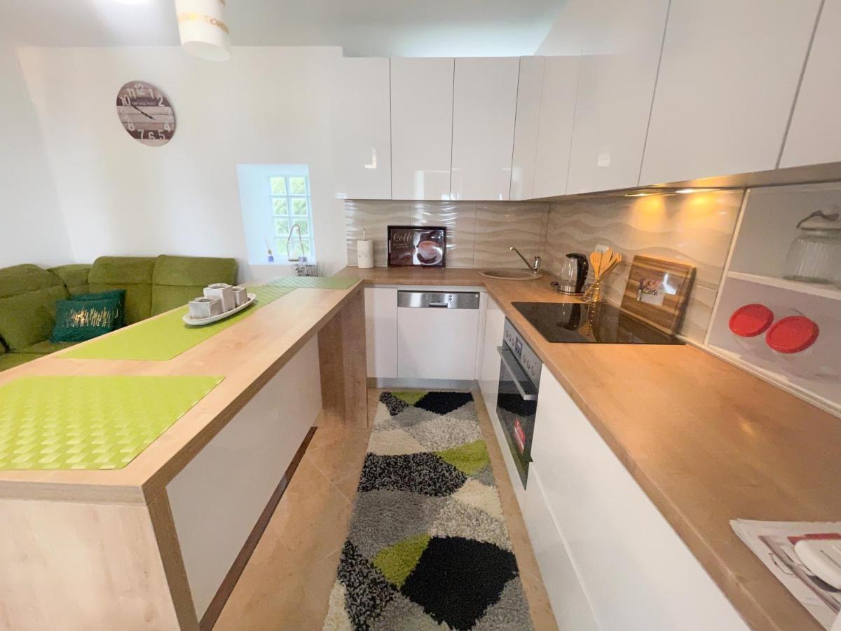 Apartmani Fabijan&Florijan Драмал Екстериор снимка