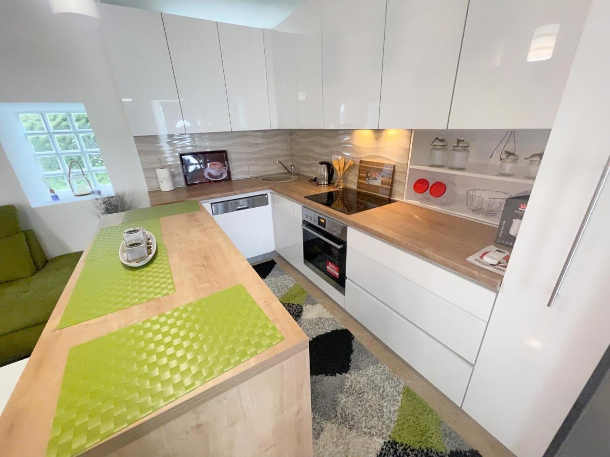 Apartmani Fabijan&Florijan Драмал Екстериор снимка