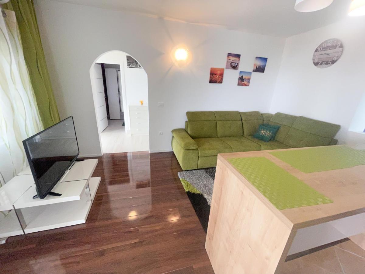 Apartmani Fabijan&Florijan Драмал Екстериор снимка
